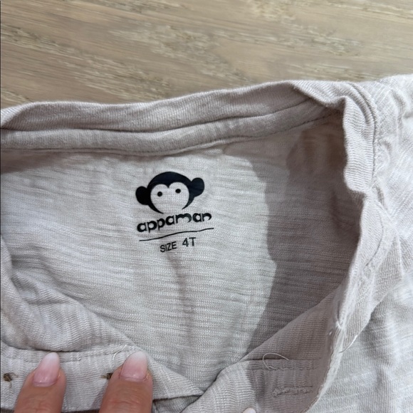 Appaman Gray Long Sleeve Tee with Ribbed Texture - Picture 2 of 3